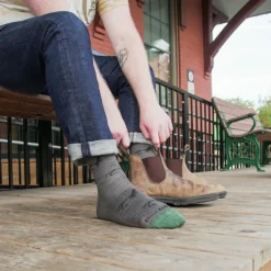 Socks-Darn Tough Mcfly Crew Lightweight Lifestyle Sock for Men Taupe