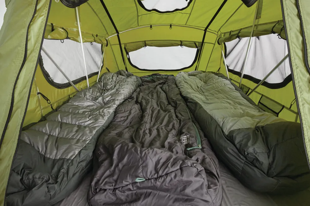 Car Racks & Pads|Tents-Yakima SkyRise Roof-Top Tent Medium Green