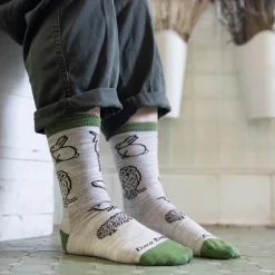 Socks-Darn Tough Woodland Creatures Crew Lightweight Lifestyle Sock for Women (FINAL SALE) Ash